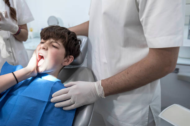Best Broken or Cracked Tooth Emergency Dentist in Drew, MS